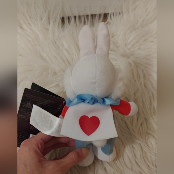 💖FIRM! NWT DISNEY PARKS ALICE IN WONDERLAND WHITE RABBIT NUIMO PLUSH (RARE) - Picture 8 of 9